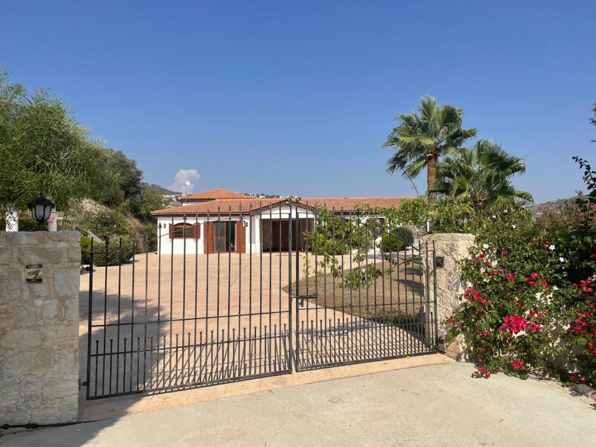 Beautiful Home Paphos Exterior foto
