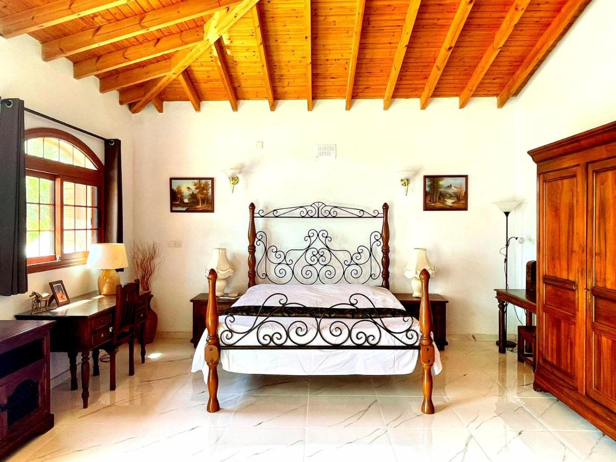 Beautiful Home Paphos Cameră foto