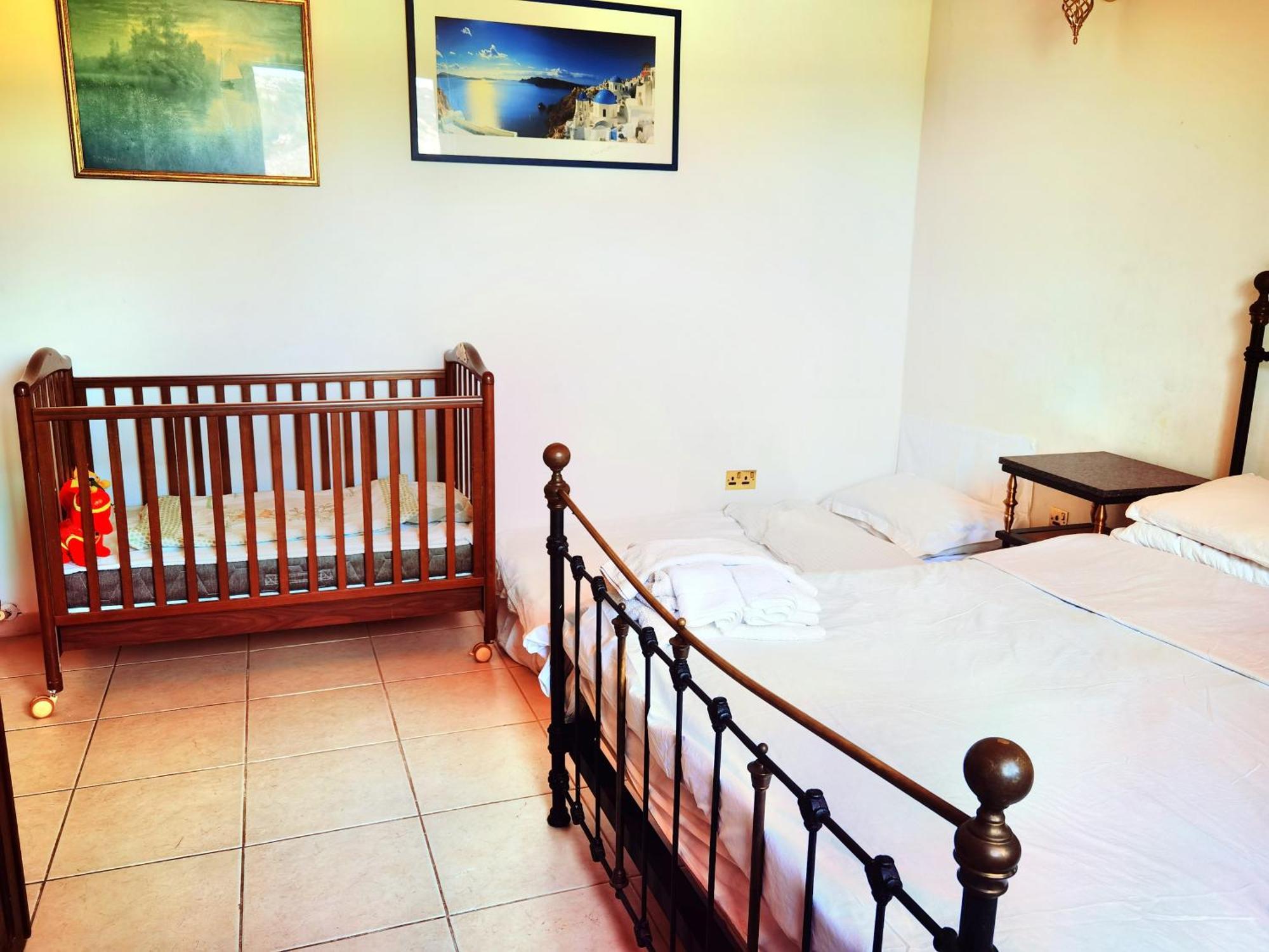 Beautiful Home Paphos Cameră foto